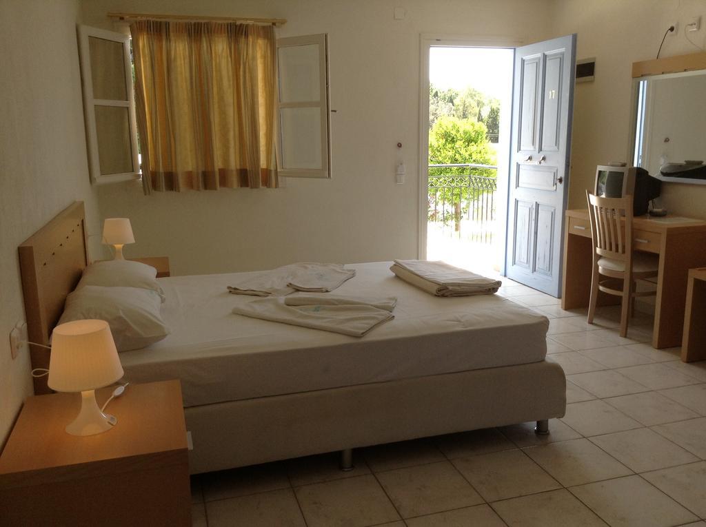 Marialena Village Platanias (Skiathos) Quarto foto