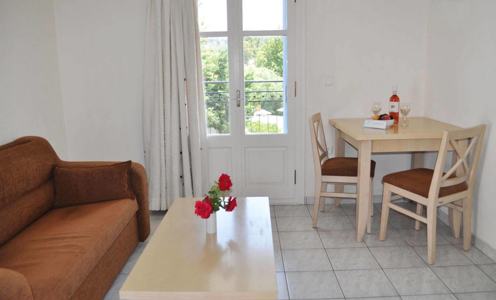 Marialena Village Platanias (Skiathos) Exterior foto